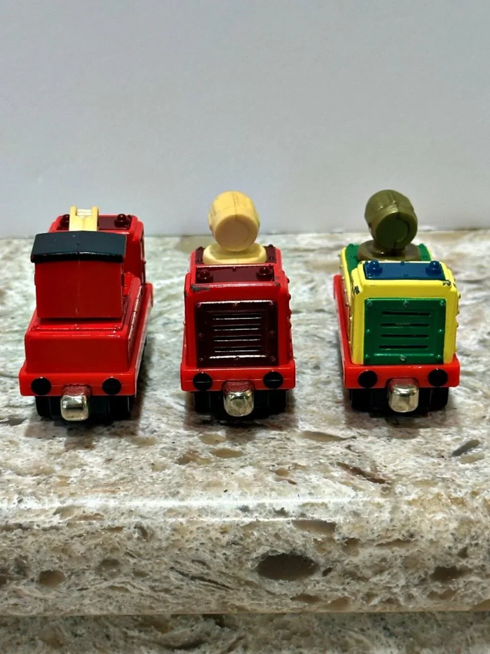 Thomas & Friends Sodor Rescue Airport Car Lot 3 Take Along 2004 Learning Curve